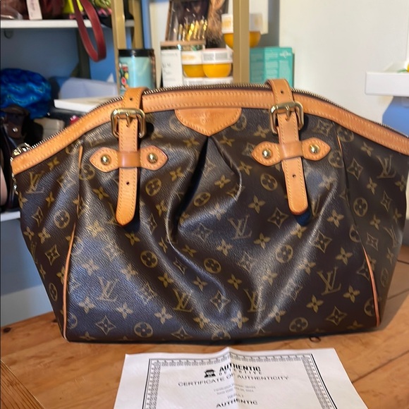 LOUIS VUITTON TIVOLI PM Elegant Monogram Handbag in EUC
